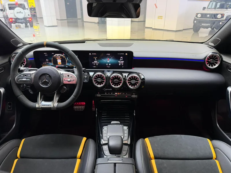 Mercedes-Benz CLA AMG 2022 AMG CLA 45 S 4MATIC interior foto 15