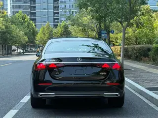 Mercedes-Benz E-Class 2024 E 300 L Fashionable Passenger car exterior photo 3 Mercedes-Benz E-Class 2024 E 300 L Fashionable Passenger car exterior photo 3