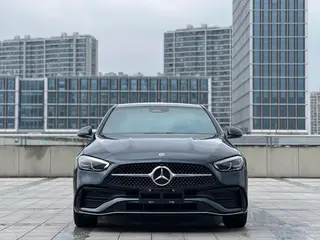 Mercedes-Benz C-Class 2022 Reforma C 260 L Versión deportiva exterior foto 2