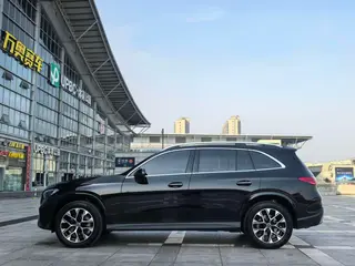 Mercedes-Benz GLC 2023 GLC 260 L 4MATIC De lujo 5 Asiento exterior foto 4