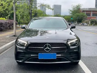 Mercedes-Benz E-Class 2022 Restyling E 300 L Fashionable sports car exterior photo 2 Mercedes-Benz E-Class 2022 Restyling E 300 L Fashionable sports car exterior photo 2