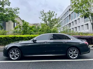 Mercedes-Benz E-Class 2022 Restyling E 300 L Fashionable sports car exterior photo 4 Mercedes-Benz E-Class 2022 Restyling E 300 L Fashionable sports car exterior photo 4