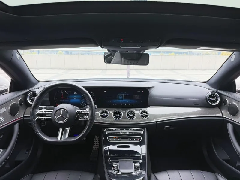 Mercedes-Benz E-Class (Imported) 2021 Reforma E 300 Coupé exterior foto 6