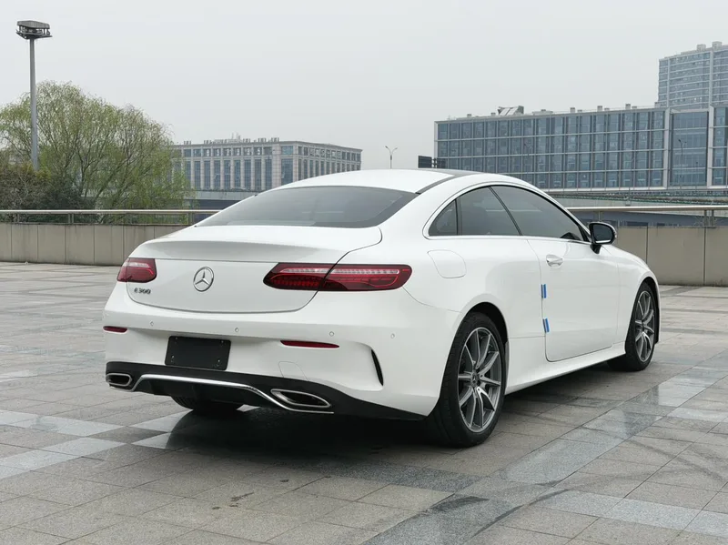 Mercedes-Benz E-Class (Imported) 2021 Reforma E 300 Coupé interior foto 13