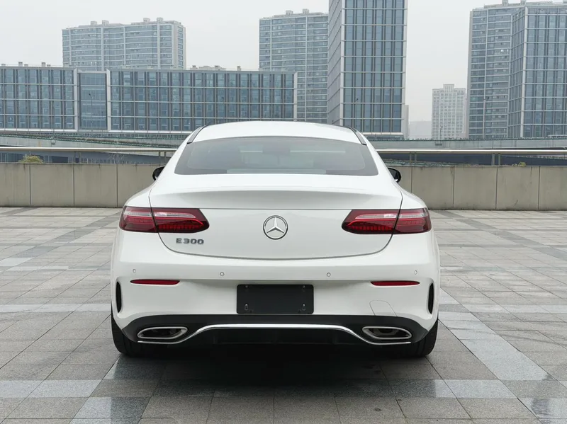 Mercedes-Benz E-Class (Imported) 2021 Reforma E 300 Coupé interior foto 14