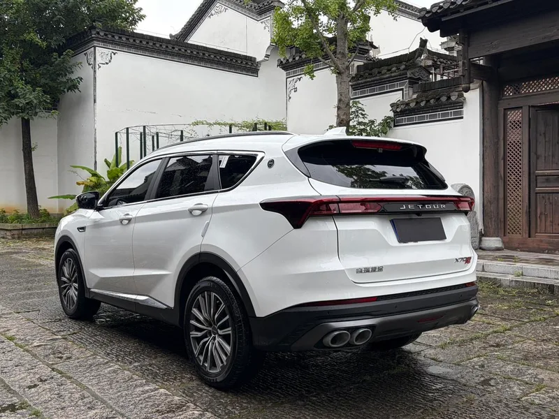 Jetour X70 PLUS 2024 Чемпионская версия 1.5T DCT Чемпион MAX 5 Кресло экстерьер фото 5 Jetour X70 PLUS 2024 Чемпионская версия 1.5T DCT Чемпион MAX 5 Кресло экстерьер фото 5