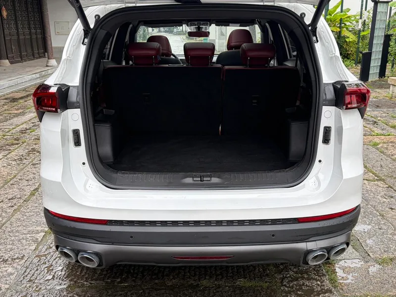 Jetour X70 PLUS 2024 Чемпионская версия 1.5T DCT Чемпион MAX 5 Кресло экстерьер фото 8 Jetour X70 PLUS 2024 Чемпионская версия 1.5T DCT Чемпион MAX 5 Кресло экстерьер фото 8