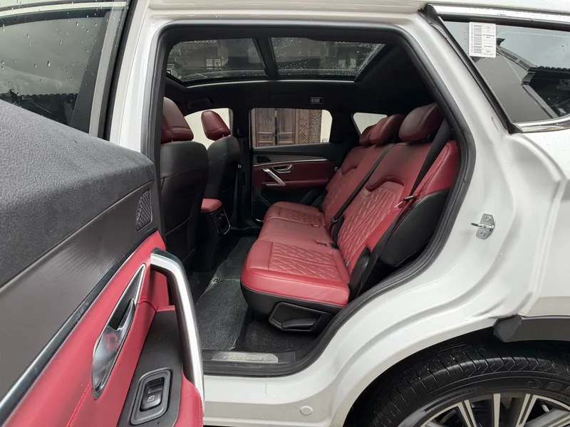 Jetour X70 PLUS 2024 Чемпионская версия 1.5T DCT Чемпион MAX 5 Кресло интерьер фото 16 Jetour X70 PLUS 2024 Чемпионская версия 1.5T DCT Чемпион MAX 5 Кресло интерьер фото 16