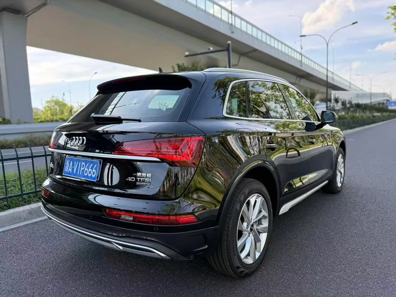 Audi Q5L 2024 40TFSI Deluxe Elegant exterior photo 6 Audi Q5L 2024 40TFSI Deluxe Elegant exterior photo 6