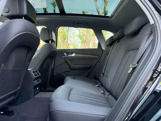 Audi Q5L 2024 40TFSI Deluxe Elegant interior photo 14 Audi Q5L 2024 40TFSI Deluxe Elegant interior photo 14