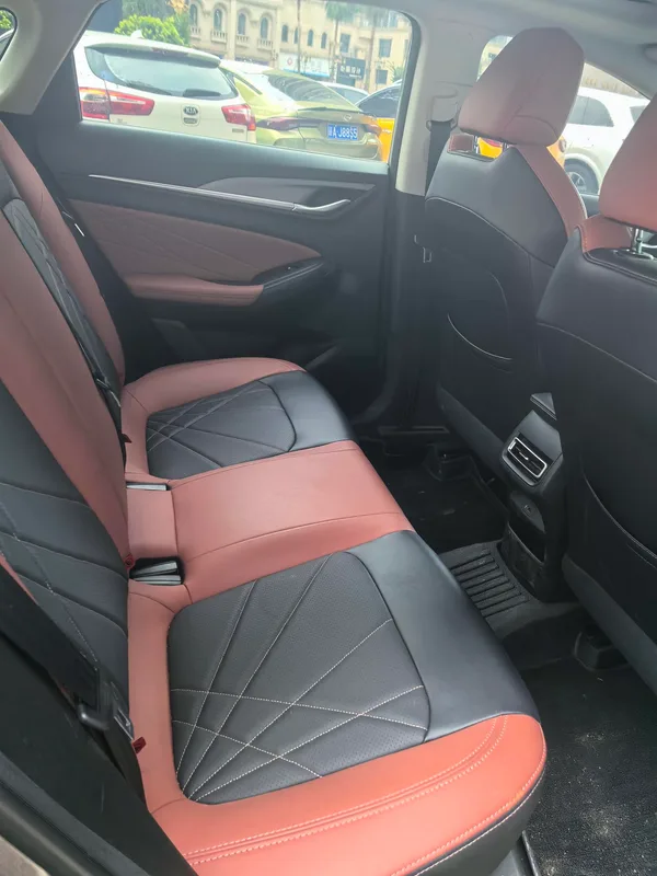 Changan Eado 2021 PLUS Ballena azul NE 1.4T GDI DCT Acabado premium interior foto 7