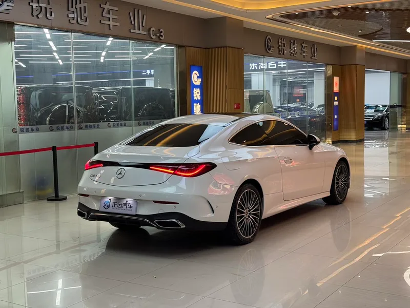 Mercedes-Benz CLE 2025 CLE 260 Coupé extérieur photo 5