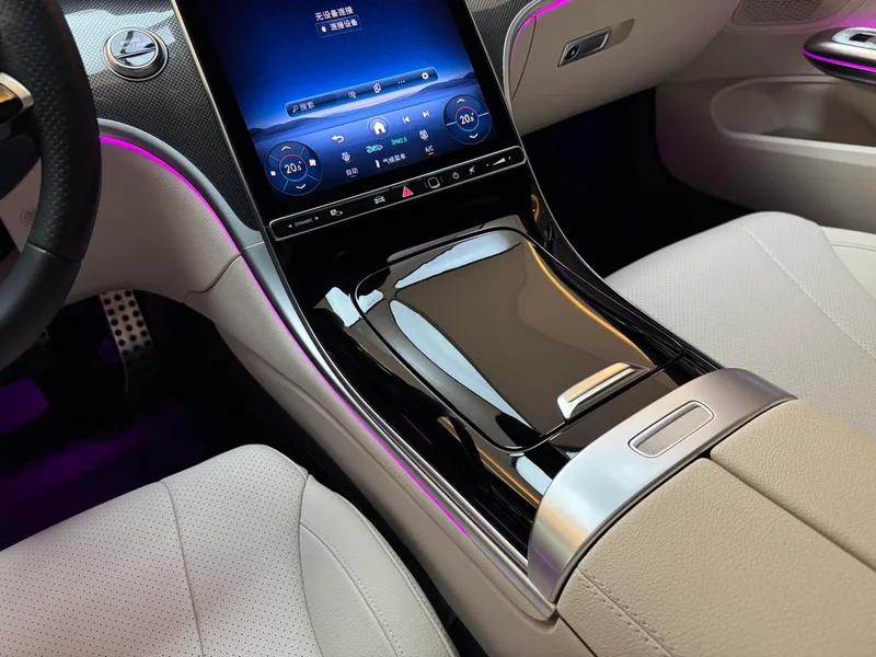 Mercedes-Benz CLE 2025 CLE 260 Coupé intérieur photo 18
