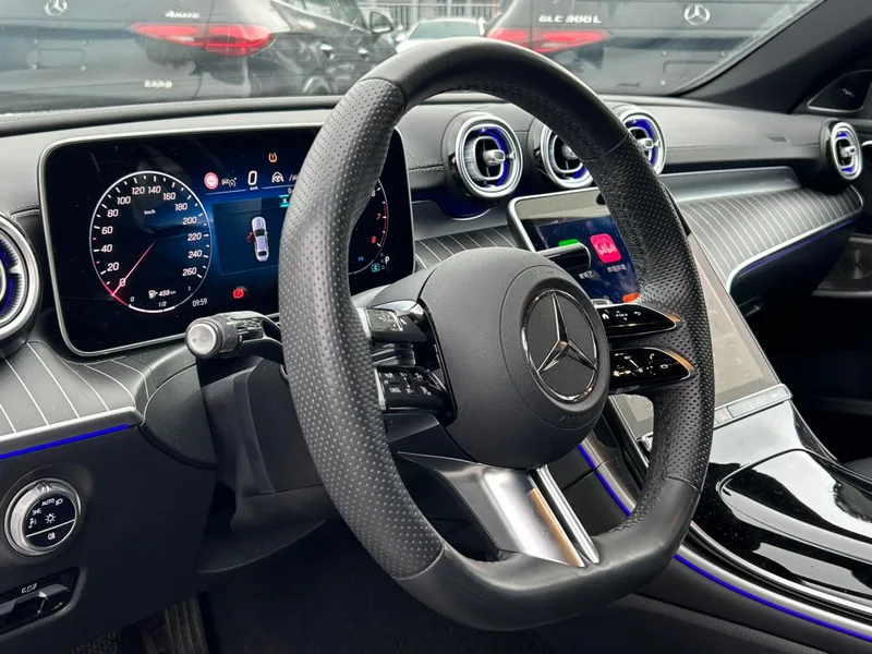 Mercedes-Benz C-Class 2025 C 260 L Hao Night Sports Edition interior photo 14