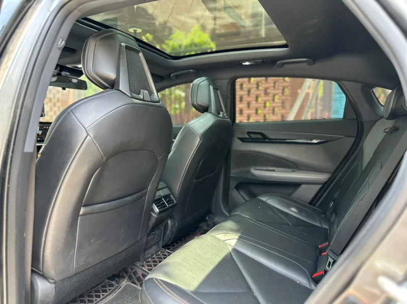 Changan UNI-V 2022 1.5T Premium Trim interior photo 11