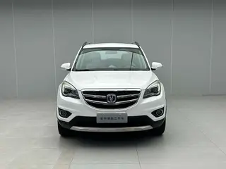 Changan CS35 2017 1.6L Manual Deluxe exterior photo 2 Changan CS35 2017 1.6L Manual Deluxe exterior photo 2