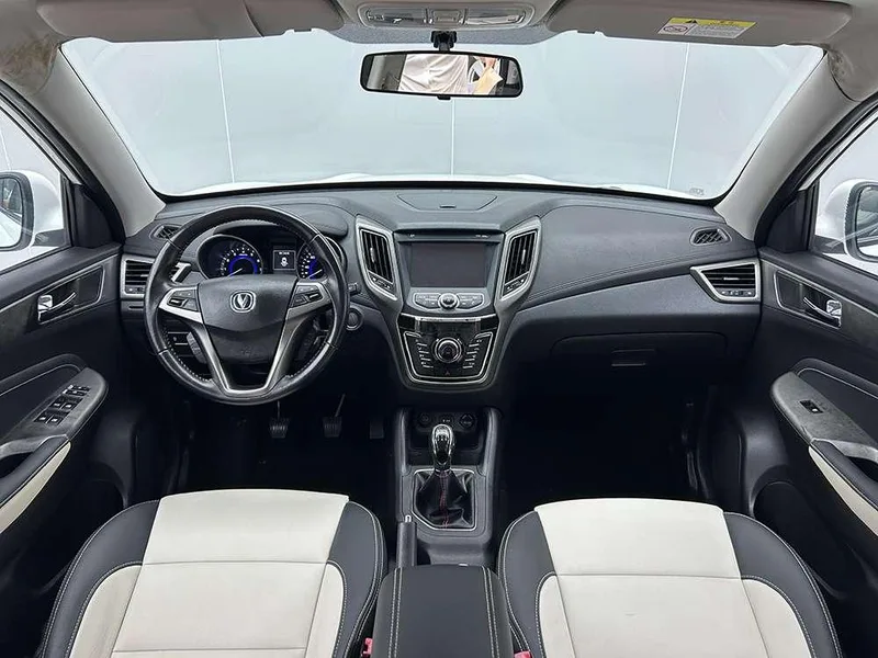 Changan CS35 2017 1.6L Manual Deluxe interior photo 9 Changan CS35 2017 1.6L Manual Deluxe interior photo 9