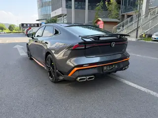 Changan UNI-V 2024 1.5T Престижный спортивный интерьер фото 14 Changan UNI-V 2024 1.5T Престижный спортивный интерьер фото 14