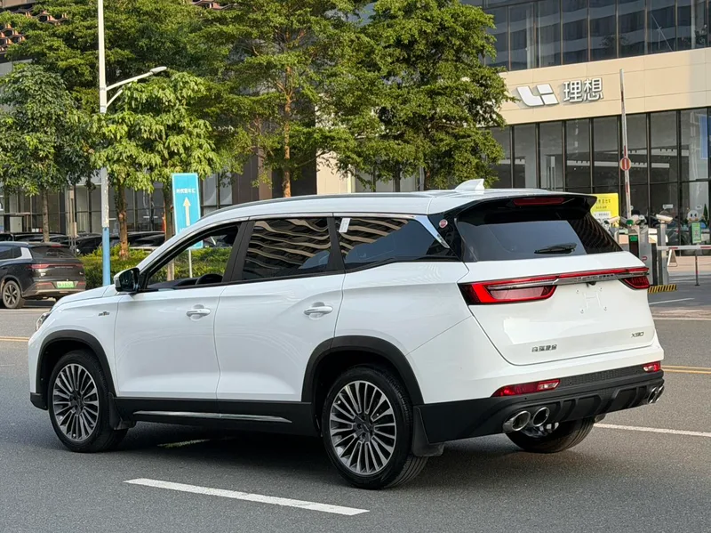 Jetour X90 2023 Zilong 2.0T DCT Changsheng Edition 7 seat exterior photo 4 Jetour X90 2023 Zilong 2.0T DCT Changsheng Edition 7 seat exterior photo 4
