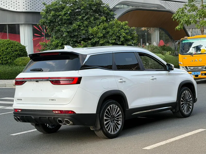 Jetour X90 2023 Zilong 2.0T DCT Changsheng Edition 7 seat exterior photo 6 Jetour X90 2023 Zilong 2.0T DCT Changsheng Edition 7 seat exterior photo 6