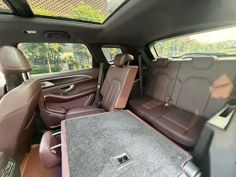 Jetour X90 2023 Zilong 2.0T DCT Changsheng Edition 7 seat interior photo 12 Jetour X90 2023 Zilong 2.0T DCT Changsheng Edition 7 seat interior photo 12