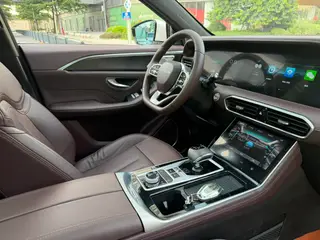 Jetour X90 2023 Zilong 2.0T DCT Changsheng Edition 7 seat interior photo 17 Jetour X90 2023 Zilong 2.0T DCT Changsheng Edition 7 seat interior photo 17
