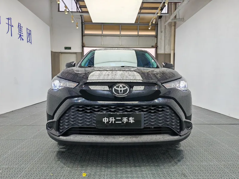 Toyota Frontlander 2024 2.0L CVT Versión de élite exterior foto 2 Toyota Frontlander 2024 2.0L CVT Versión de élite exterior foto 2