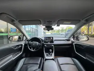 Toyota RAV4 2022 2.0L CVT Two-wheel drive urban version interior photo 9 Toyota RAV4 2022 2.0L CVT Two-wheel drive urban version interior photo 9