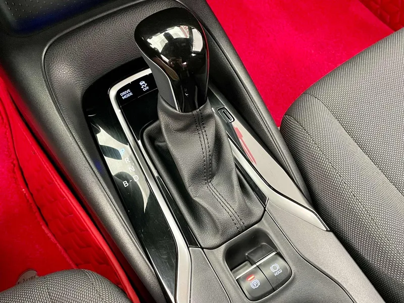 Toyota Levin 2022 Dual Power 1.8H E-CVT Leading Edition interior photo 11 Toyota Levin 2022 Dual Power 1.8H E-CVT Leading Edition interior photo 11