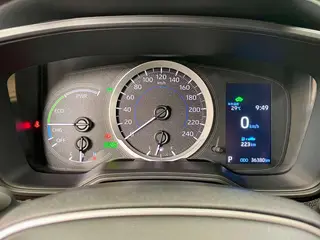 Toyota Levin 2022 Dual Power 1.8H E-CVT Leading Edition interior photo 14 Toyota Levin 2022 Dual Power 1.8H E-CVT Leading Edition interior photo 14