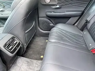 Chery Arrizo 8 PRO 2025 2.0T DCT Premium Class interior photo 12 Chery Arrizo 8 PRO 2025 2.0T DCT Premium Class interior photo 12