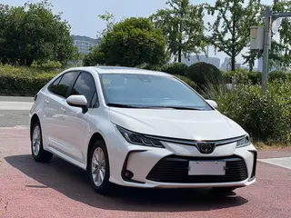 Toyota Corolla 2021 1.2T S-CVT Elite PLUS Version extérieur photo 2 Toyota Corolla 2021 1.2T S-CVT Elite PLUS Version extérieur photo 2