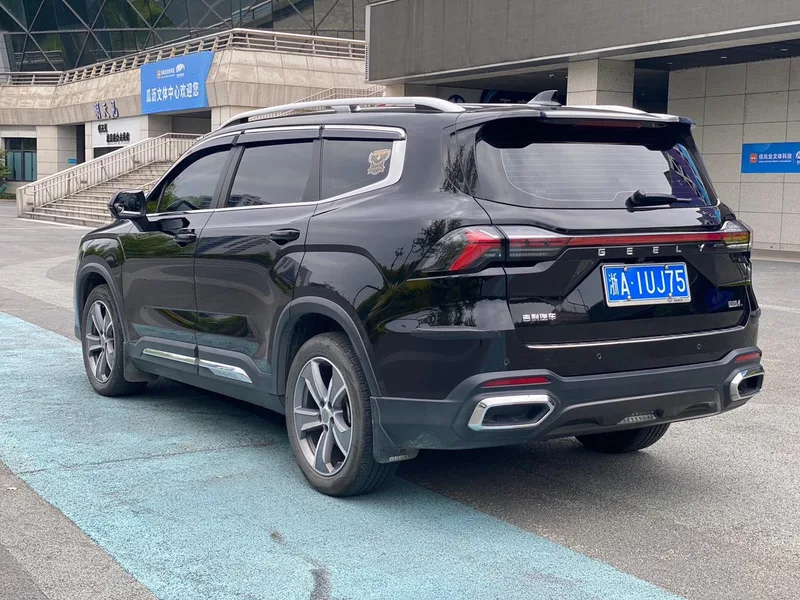 Geely Okavango L 2024 2.0TD DCT Acabado premium interior foto 7 Geely Okavango L 2024 2.0TD DCT Acabado premium interior foto 7