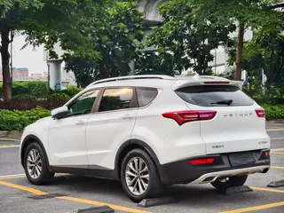 Jetour X70 2018 1.5T Manual Yue Line Edition interior photo 7 Jetour X70 2018 1.5T Manual Yue Line Edition interior photo 7
