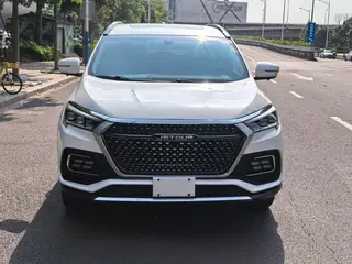 Jetour X95 2019 1.6T DCT Explore Pro version 5 seat exterior photo 2 Jetour X95 2019 1.6T DCT Explore Pro version 5 seat exterior photo 2