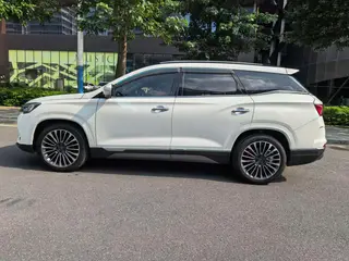 Jetour X95 2019 1.6T DCT Explore Pro version 5 seat interior photo 8 Jetour X95 2019 1.6T DCT Explore Pro version 5 seat interior photo 8