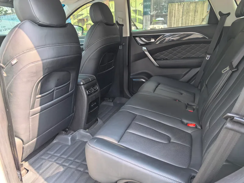 Jetour X95 2019 1.6T DCT Explore Pro version 5 seat interior photo 10 Jetour X95 2019 1.6T DCT Explore Pro version 5 seat interior photo 10