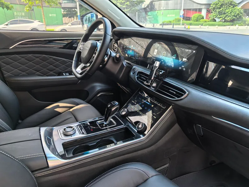 Jetour X95 2019 1.6T DCT Explore Pro version 5 seat interior photo 13 Jetour X95 2019 1.6T DCT Explore Pro version 5 seat interior photo 13
