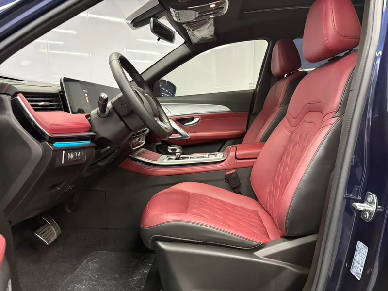 Jetour X70 PLUS 2023 1.5T DCT Brave person PLUS 5 seat exterior photo 4 Jetour X70 PLUS 2023 1.5T DCT Brave person PLUS 5 seat exterior photo 4
