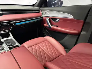 Jetour X70 PLUS 2023 1.5T DCT Brave person PLUS 5 seat interior photo 12 Jetour X70 PLUS 2023 1.5T DCT Brave person PLUS 5 seat interior photo 12