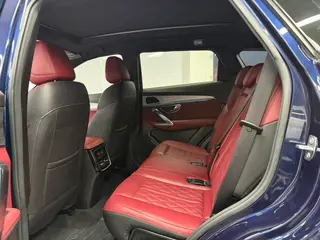 Jetour X70 PLUS 2023 1.5T DCT Brave person PLUS 5 seat interior photo 16 Jetour X70 PLUS 2023 1.5T DCT Brave person PLUS 5 seat interior photo 16