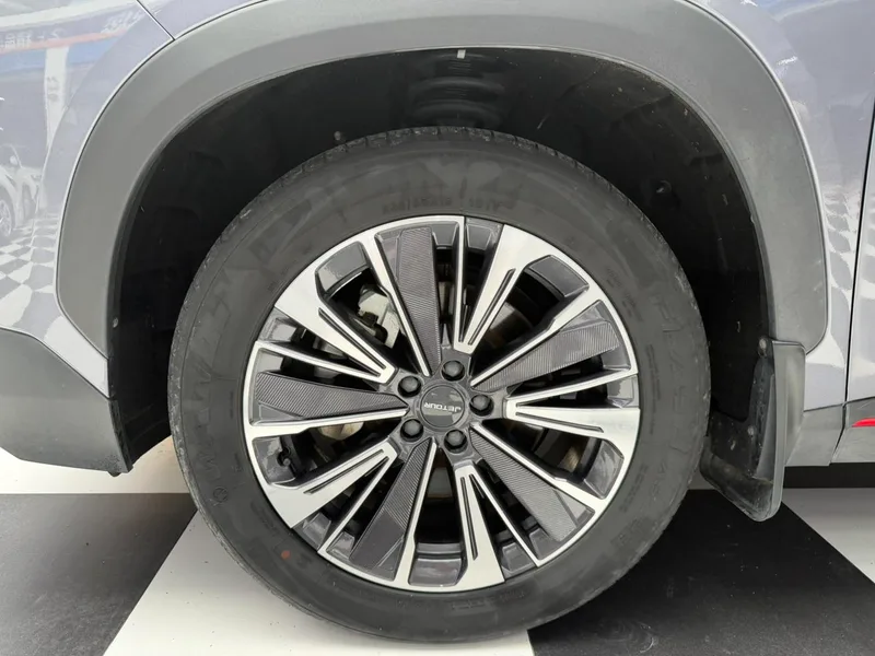 Jetour Dasheng 2023 1.5T DCT Estrellas PRO interior foto 17 Jetour Dasheng 2023 1.5T DCT Estrellas PRO interior foto 17