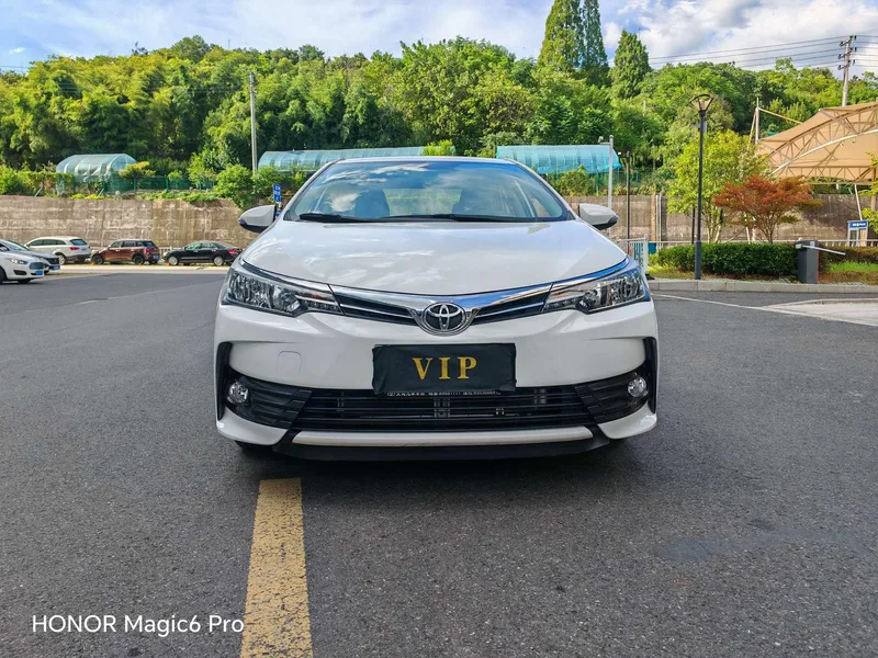 Toyota Corolla 2018 1.2T S-CVT GL Smart Edition Country VI exterior photo 2 Toyota Corolla 2018 1.2T S-CVT GL Smart Edition Country VI exterior photo 2