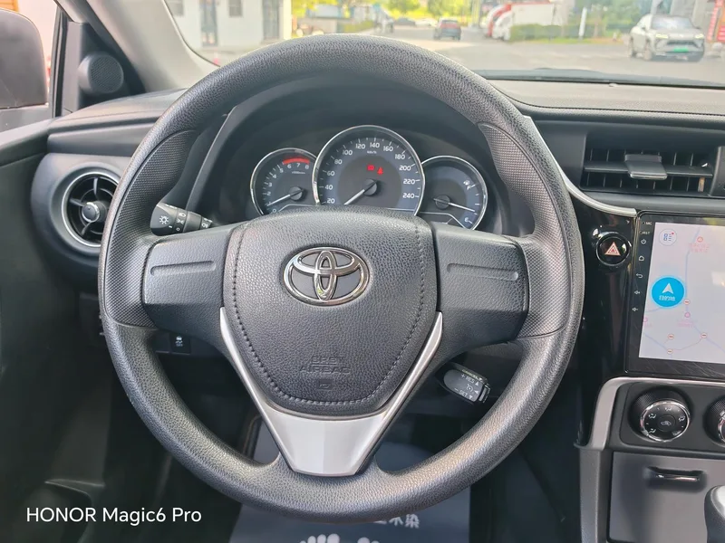 Toyota Corolla 2018 1.2T S-CVT GL Smart Edition Country VI interior photo 10 Toyota Corolla 2018 1.2T S-CVT GL Smart Edition Country VI interior photo 10