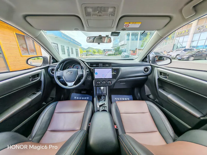Toyota Corolla 2018 1.2T S-CVT GL Smart Edition Country VI interior photo 15 Toyota Corolla 2018 1.2T S-CVT GL Smart Edition Country VI interior photo 15