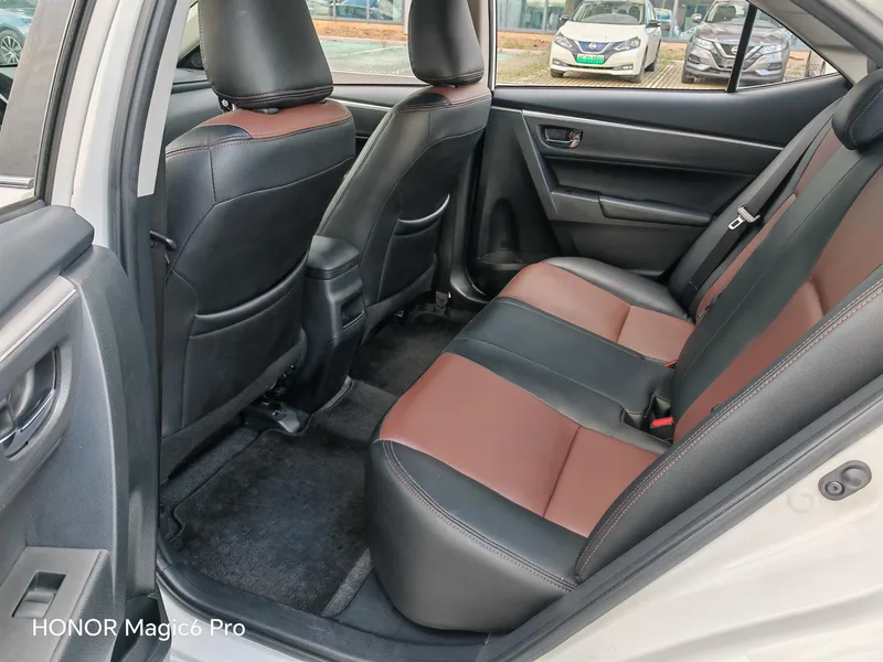 Toyota Corolla 2018 1.2T S-CVT GL Smart Edition Country VI interior photo 16 Toyota Corolla 2018 1.2T S-CVT GL Smart Edition Country VI interior photo 16