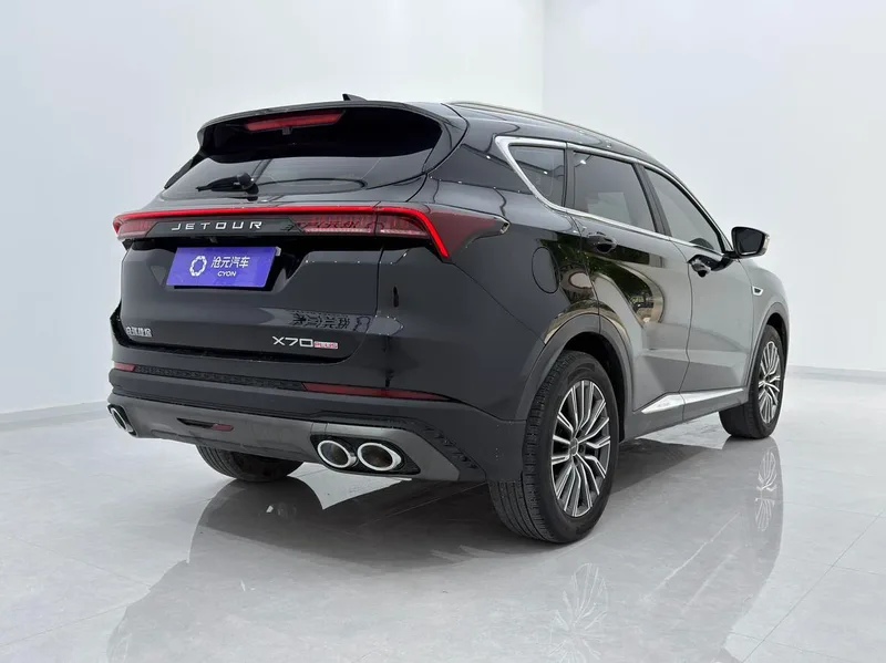 Jetour X70 PLUS 2023 1.5T DCT Brave person PLUS 7 seat exterior photo 6 Jetour X70 PLUS 2023 1.5T DCT Brave person PLUS 7 seat exterior photo 6