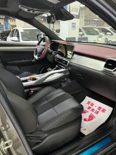 Geely Coolray 2021 260T DCT Battle интерьер фото 16 Geely Coolray 2021 260T DCT Battle интерьер фото 16