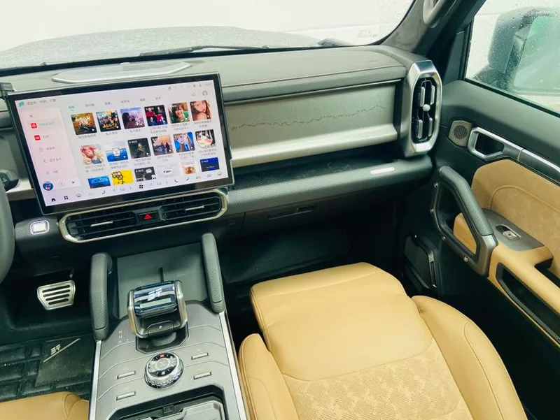 Jetour T2 2024 2.0TD Tracción a las cuatro ruedas Cruzando PRO Edición de entretenimiento interior foto 16