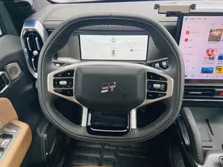 Jetour T2 2024 2.0TD Tracción a las cuatro ruedas Cruzando PRO Edición de entretenimiento interior foto 19